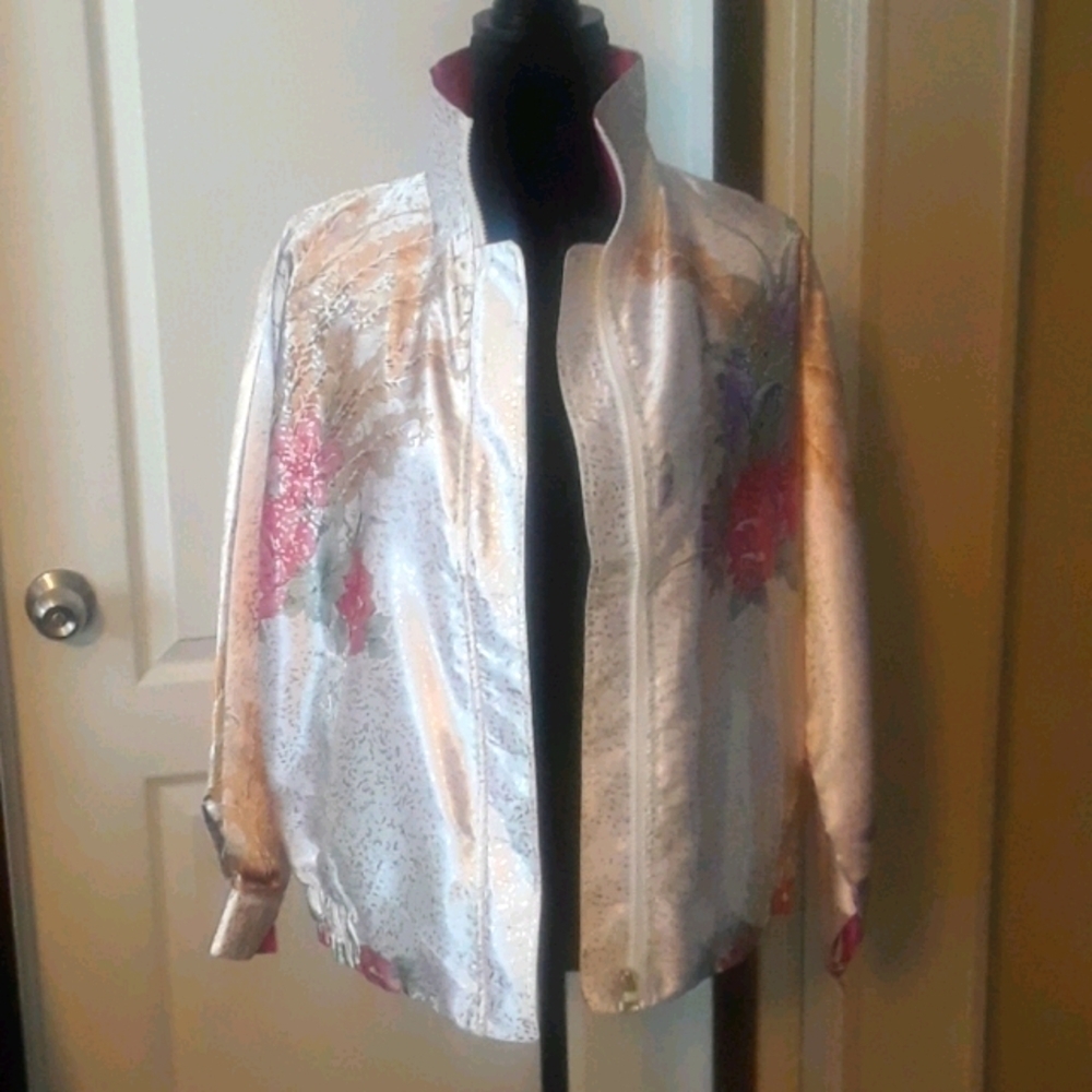 𝅺JUST Josephine Reversible Satin Jacket One Size ( S,M,L)